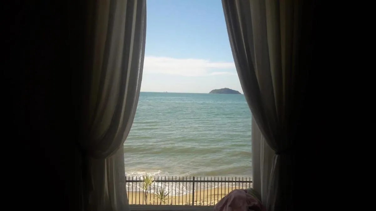 Casa Pe Na Areia Villa Picarras Brazil